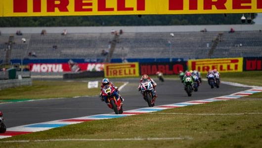 Alvaro Bautista leads Michael van der Mark, 2021 Assen WorldSBK. - Pirelli Moto.